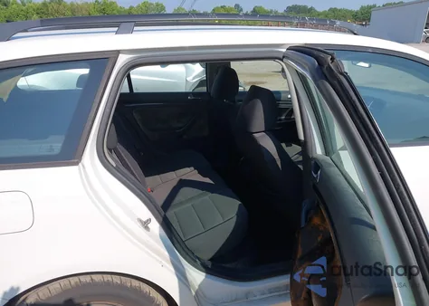 2010 Volkswagen Jetta S из США, поврежденный, VIN 3VWKZ7AJ6AM631670